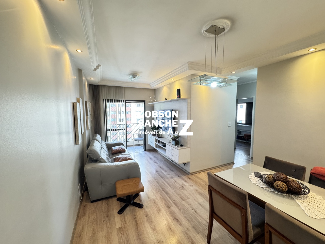 Apartamento mobiliado a venda de 62,00m² útil, com 3 dormitórios na Vila Mascote