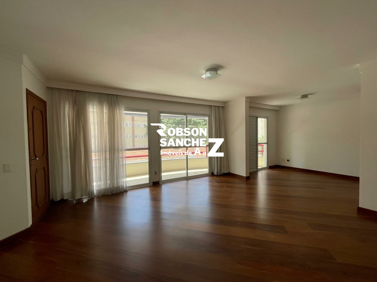 Apartamento à venda com156m2, 3 suítes e 3 vagas na Vila Mascote